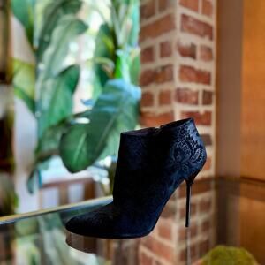 GUCCI Black Suede Embossed Ankle Boots